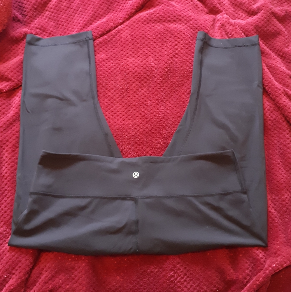 Lululemon cropped leggings